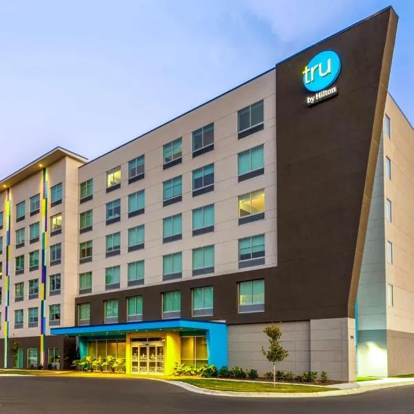 Tru By Hilton Panama City Beach，位于巴拿马城海滩的酒店