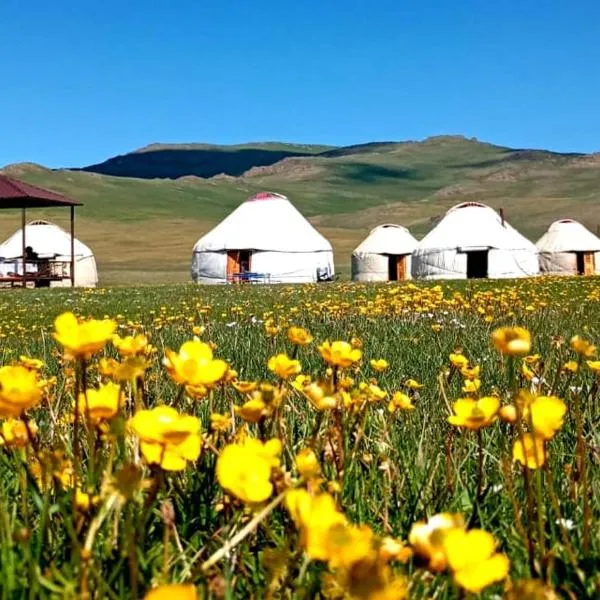 Yurtcamp Rahat，位于Kyzylemgek的酒店