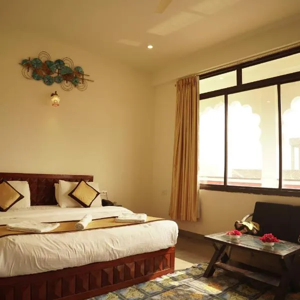 Golden Bird Pushkar，位于布什格尔的酒店