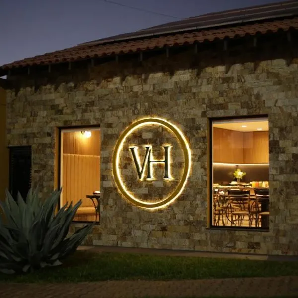 Vitoria Hotel，位于雅尔丁的酒店