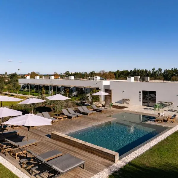 Quinta da Amendoeira - Évora - The Farmhouse，位于埃武拉的酒店