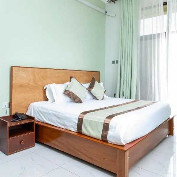 Ngabu Hotel，位于卡塞斯的酒店