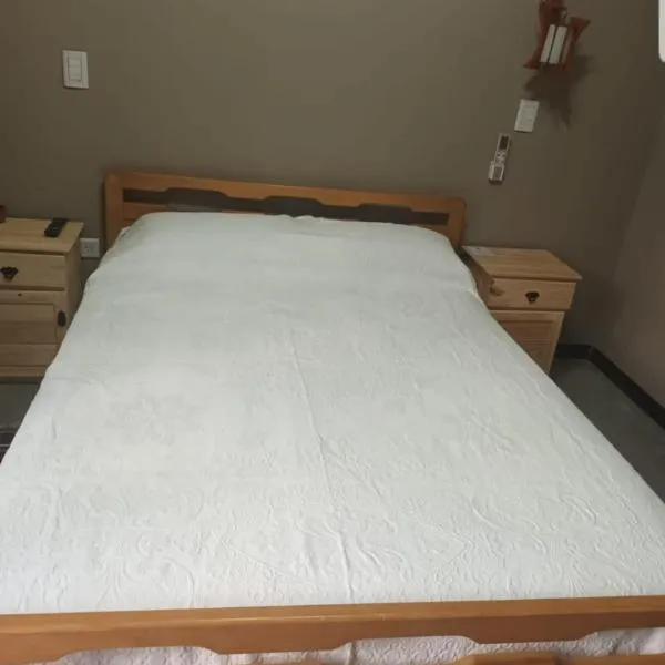 S de uribe，位于乌里韦拉雷亚的酒店