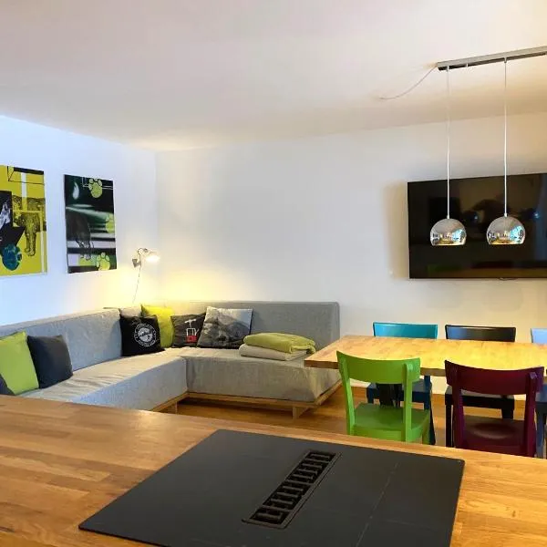 Ferienwohnung Brüggli A2，位于阿罗萨的酒店