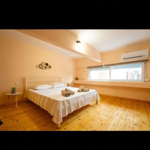 A F small maisonette，位于兹拉马的酒店