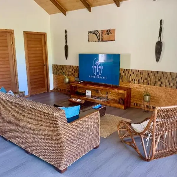 Holiday house Nuupure - Accès plage privée & terrain de Pickelball，位于Maatea的酒店