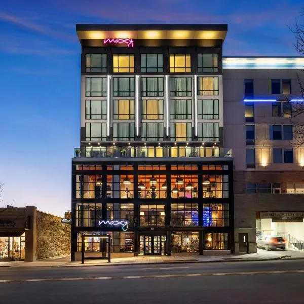 Moxy Asheville，位于阿什维尔的酒店