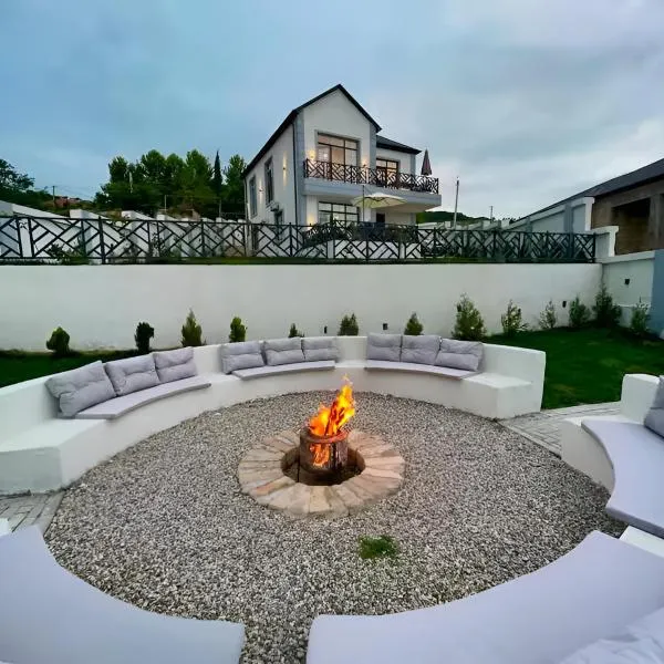 White Harmony Houses，位于沙马基的酒店