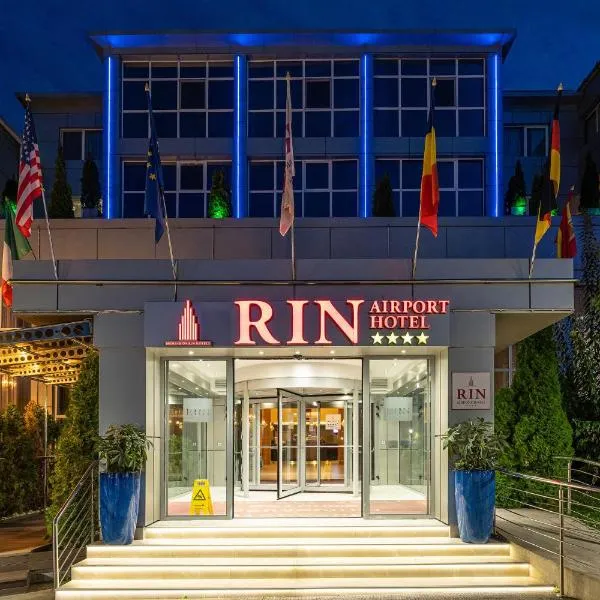 RIN Airport Hotel，位于奥托佩尼的酒店