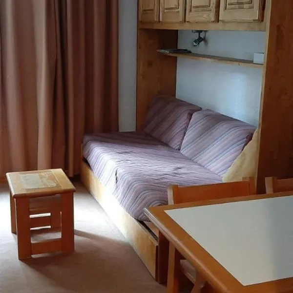 Apartment Coeur de Station Valfréjus，位于莫达讷的酒店