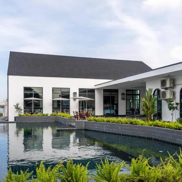 Pan Ville Resort，位于巴吞他尼的酒店