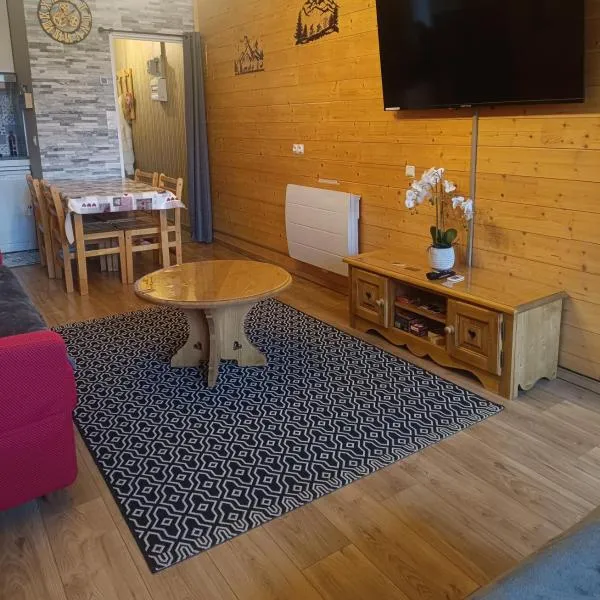 la bulle des sapins，位于拉布雷斯的酒店