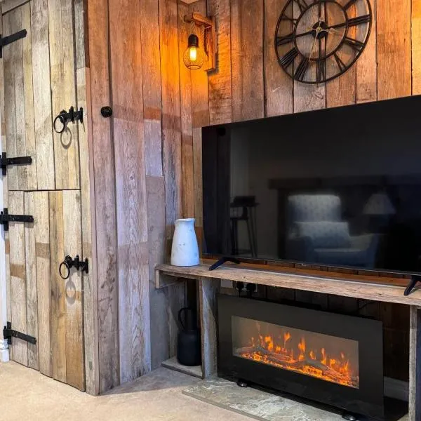 Cosy Hideaway 7 min from Soho farmhouse，位于Enstone的酒店