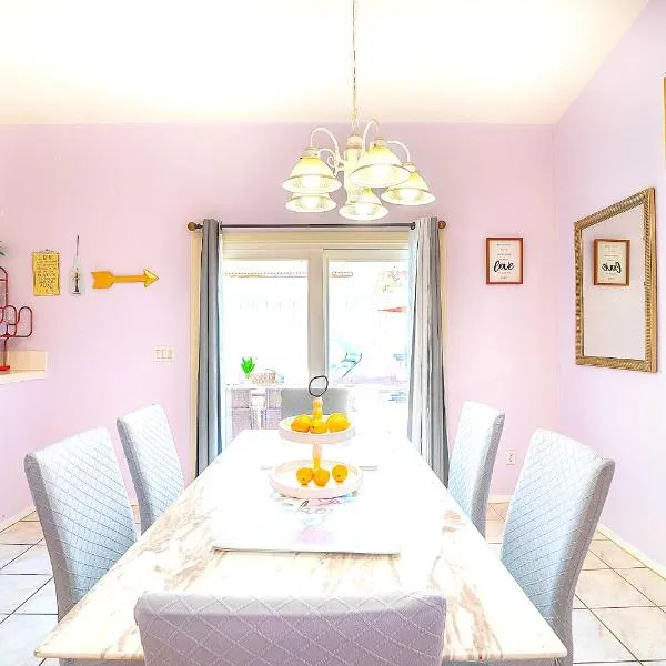 Private Guestrooms in North Las Vegas Area，位于拉斯维加斯的酒店