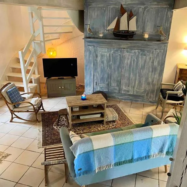 Maison de famille en bord de mer，位于圣吉勒达德吕伊的酒店