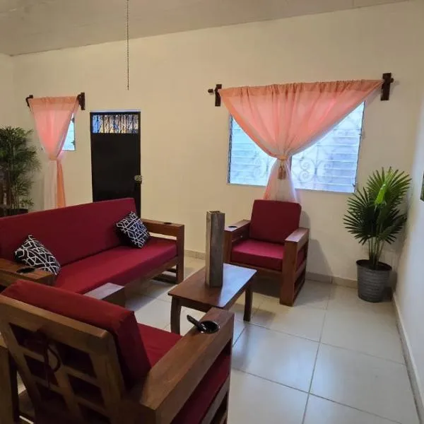 Casa gemelas，位于莱昂的酒店