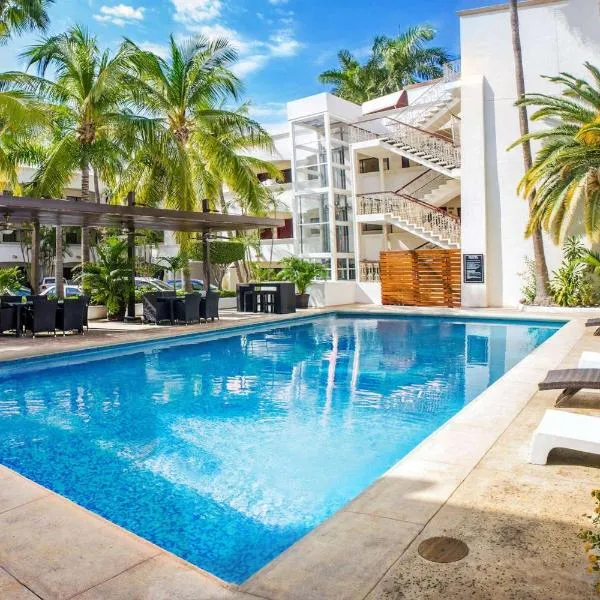 Wyndham Garden Los Mochis Plaza Inn，位于洛斯莫奇斯的酒店