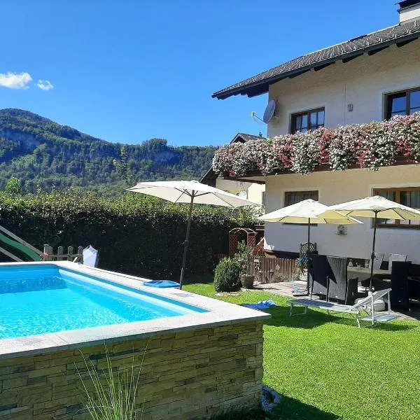 Family Haus Bad Goisern am Hallstättersee，位于巴德哥依斯恩的酒店