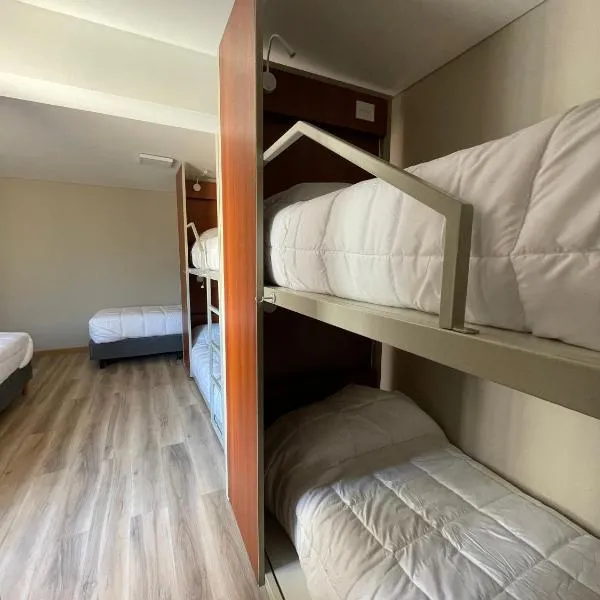 Nómade Hostel mdz，位于门多萨的酒店