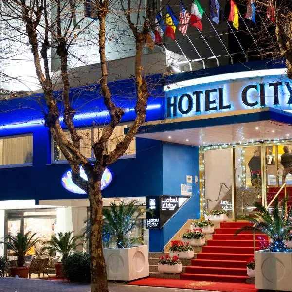 城市酒店，位于蒙特西尔瓦诺的酒店