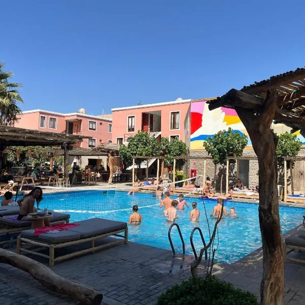 Viajero Huacachina Hostel，位于伊察的酒店