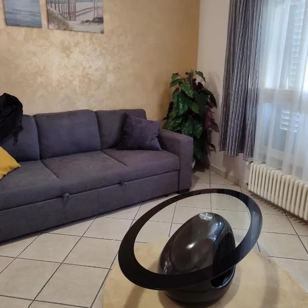 Diana's home，位于恩波利的酒店