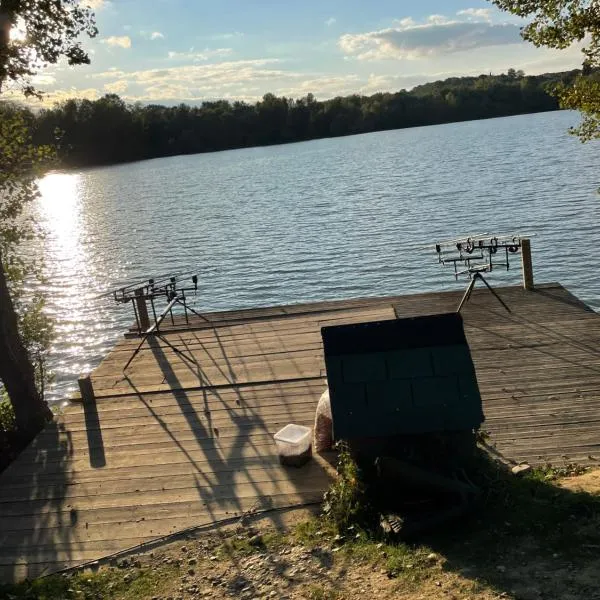 Lac de Latournerie，位于Cazals-des-Baylès的酒店