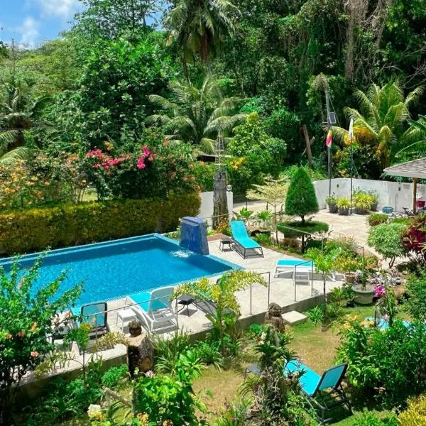 MAZU apartments garden view & pool，位于拉迪格岛的酒店