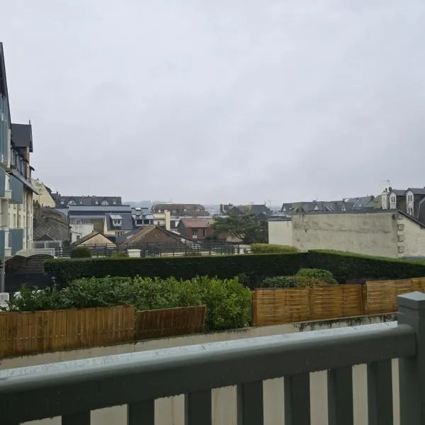Studio spacieux villa Morny，位于多维尔的酒店