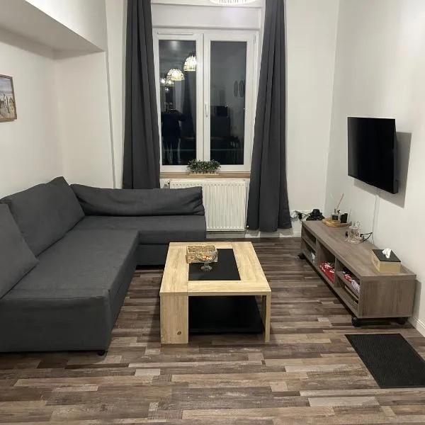 Appartement bord de seine，位于Orival的酒店