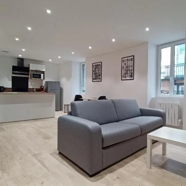 L'instant cosy, t2 bourg de Royat，位于罗亚的酒店