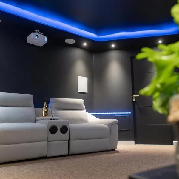 Premium Cayenne Appartement- Private Cine & SPA -CTIS HOME，位于卡宴的酒店