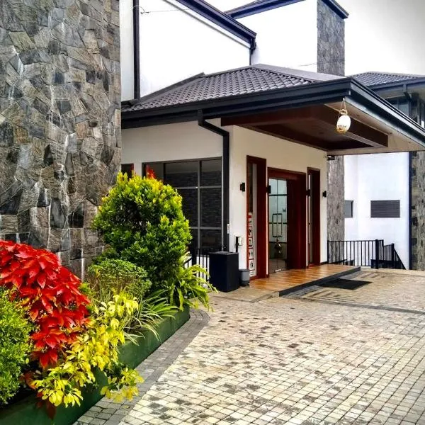 Riverbank Resort Gampola，位于加姆波勒的酒店