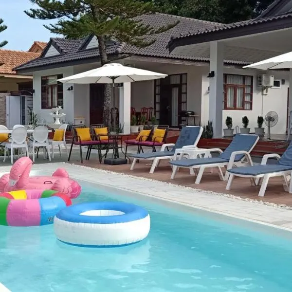 Celine Pool Villa Cha-Am，位于七岩的酒店