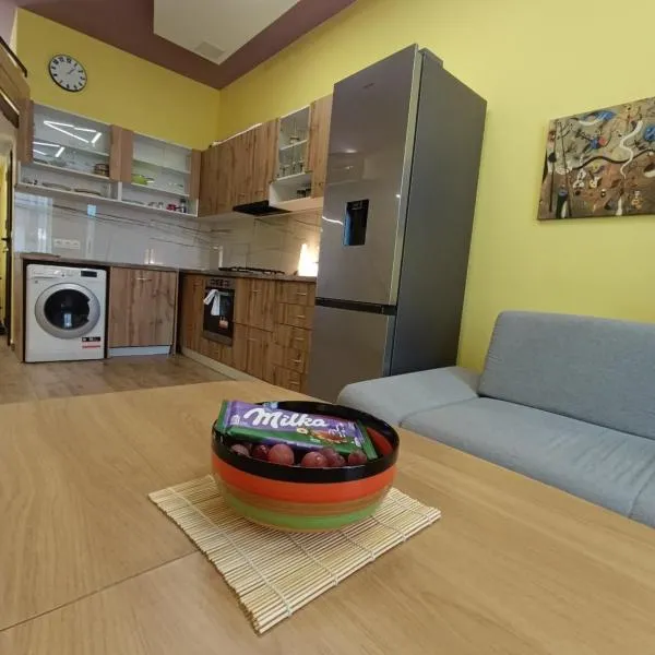 Tranquility Lodge, next to Paradise!，位于索非亚的酒店