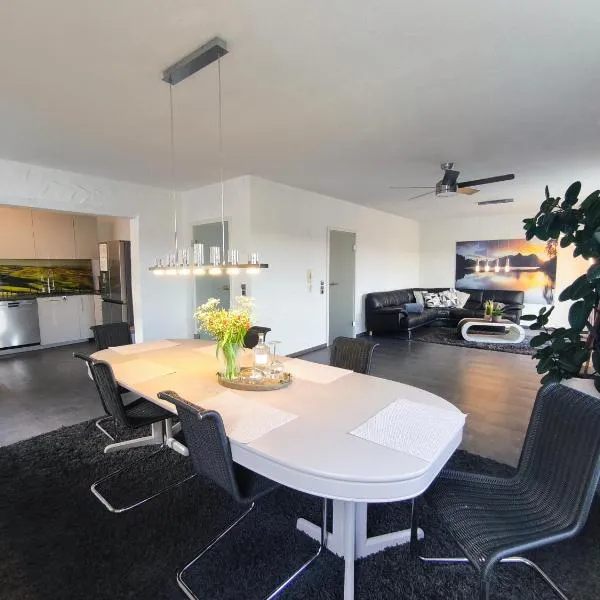 Ferienhaus Goldgrube - 5 Zimmer - 140qm am Fluss，位于Katzweiler的酒店