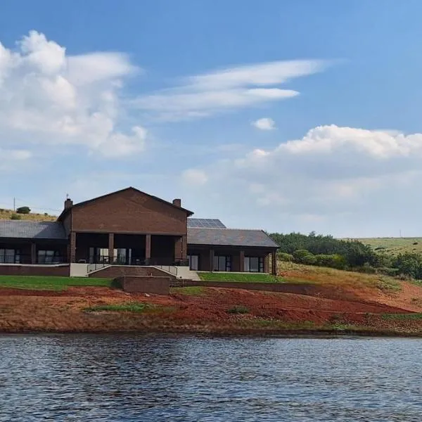 Golden Treasure - OFF GRID，位于威特班克的酒店