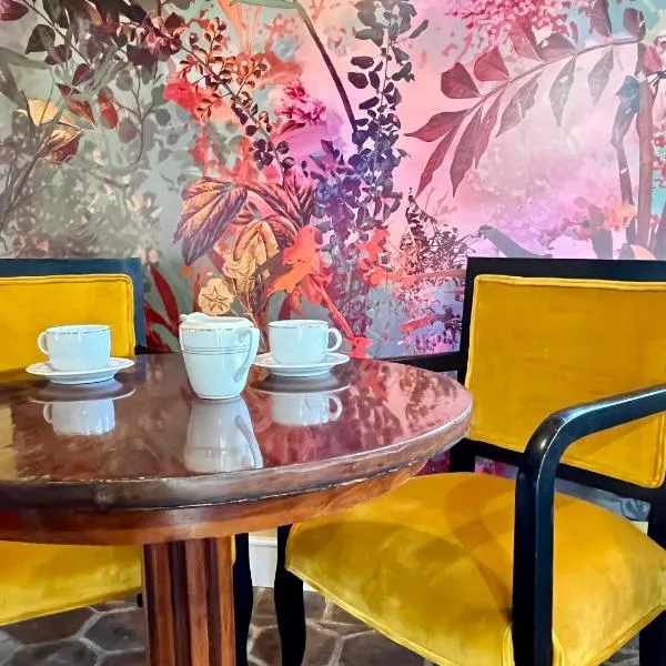 Les Cottages d'Orient Gite Boutique，位于梅斯尼圣佩尔的酒店