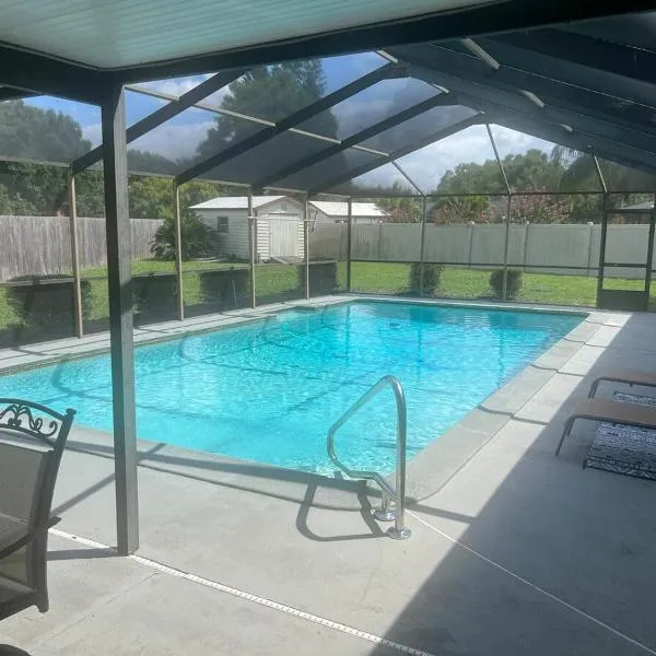 John Shirleys Retreat，位于温特黑文的酒店