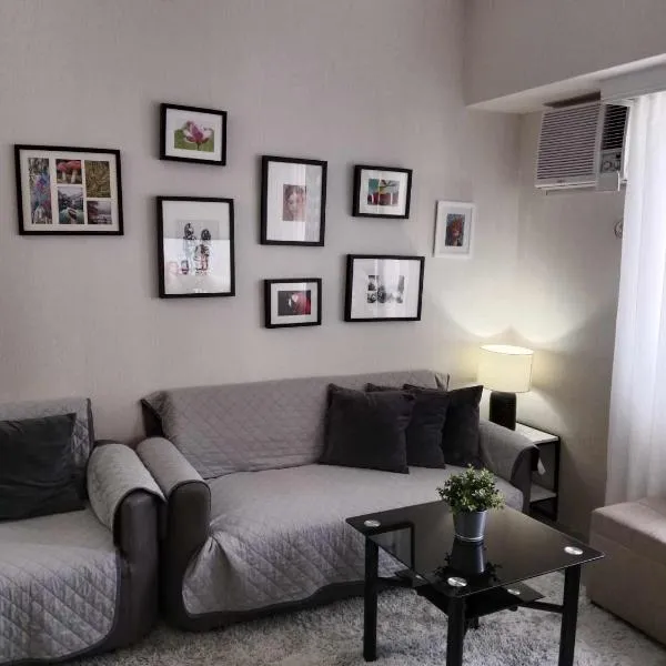 Spacious 2 Bedroom condo unit for rent，位于伊洛伊洛的酒店