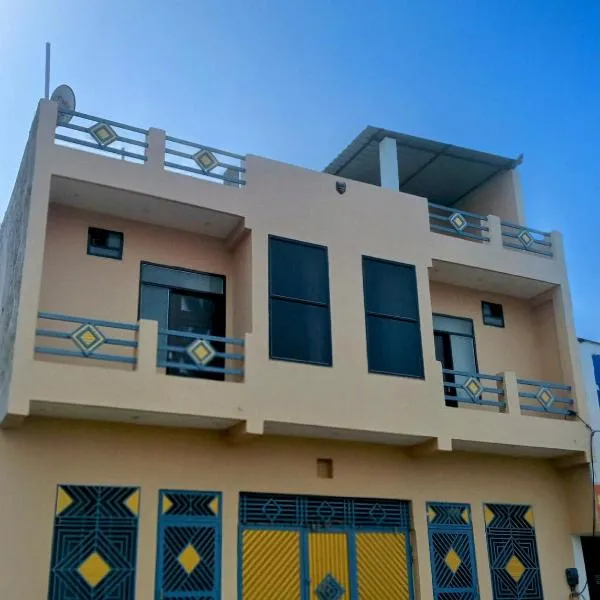 Guru Ji Guest House Khatushyamji，位于Khātu的酒店