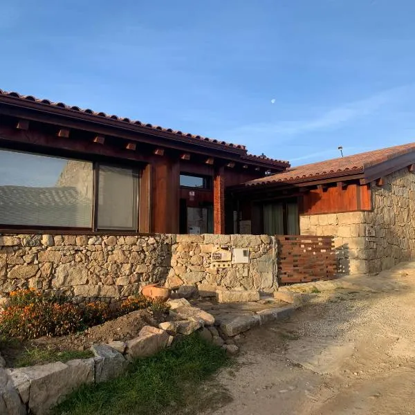Casas Rurales LA HUERTA DEL CURATO I，位于Tolbaños的酒店