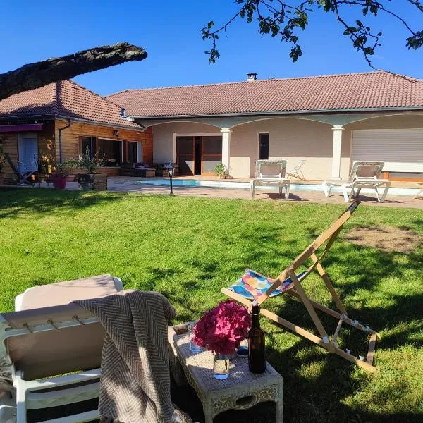 Maison d'hôtes Ma Parenthèse，位于Saint-Christo-en-Jarez的酒店