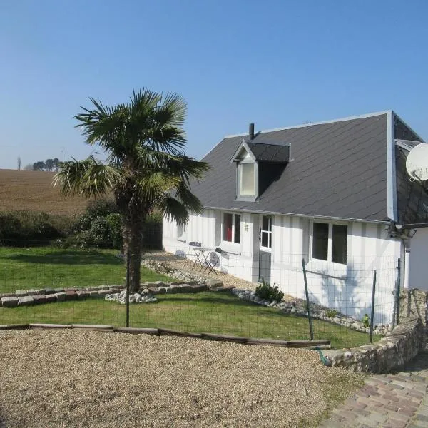 La petite maison proche Étretat，位于Beaurepaire的酒店