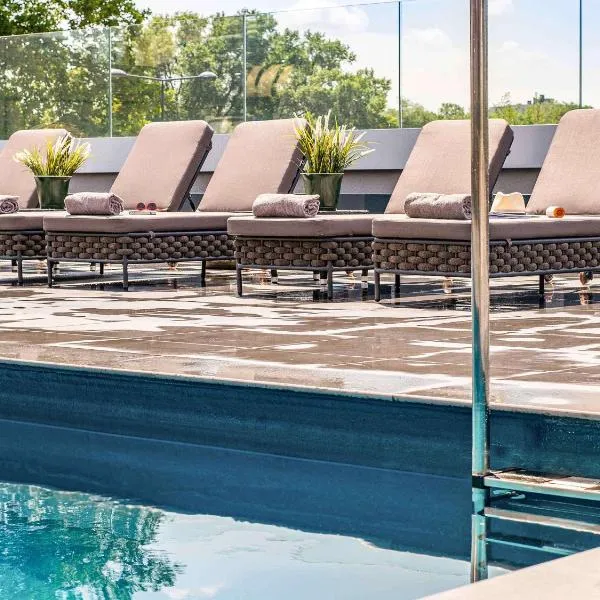 Mercure Orléans Centre Bords de Loire，位于奥尔良的酒店
