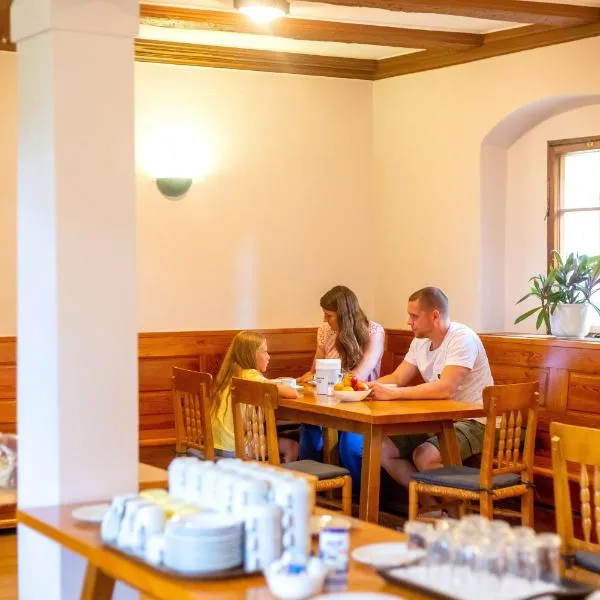 Jugendgästehaus Cottbus，位于科特布斯的酒店