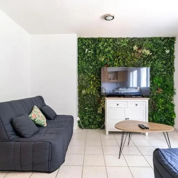 Geneva Green Studio，位于盖拉德的酒店