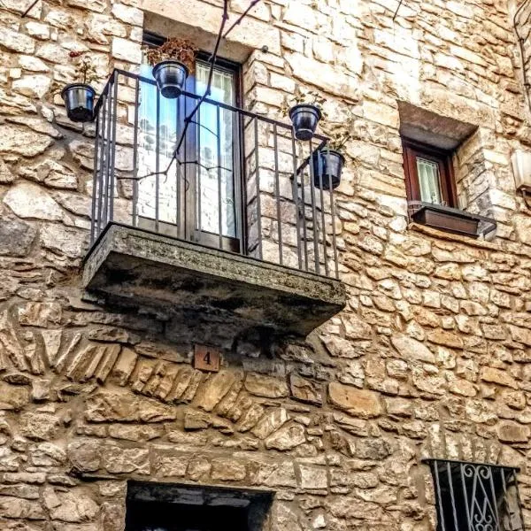 CAN PINÓS de GUIMERÀ，位于Guimerá的酒店