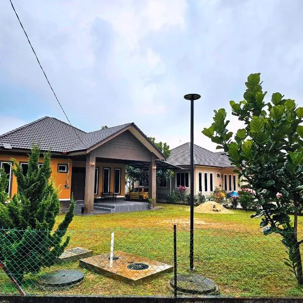 Homestay Rumah Tengok Jelawat Bachok，位于巴佐的酒店