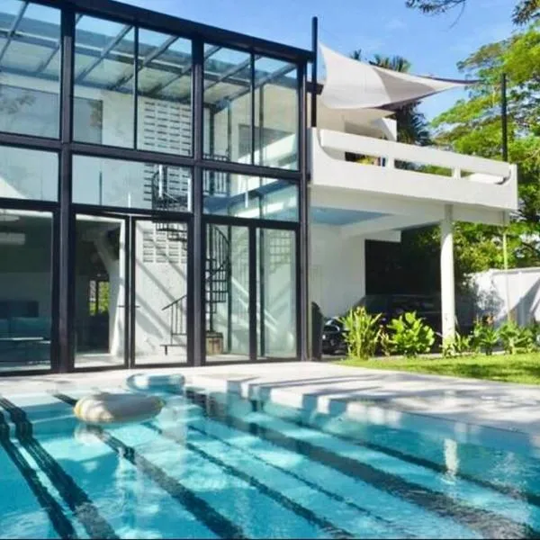 Villa Clara Mutiara Pool Villa，位于芙蓉的酒店